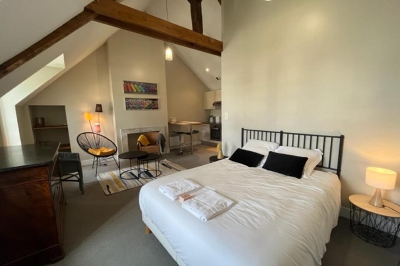 Comfortable Studio Near The Heart Of